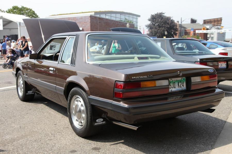 Ford Mustang LX 5.0 1980 года